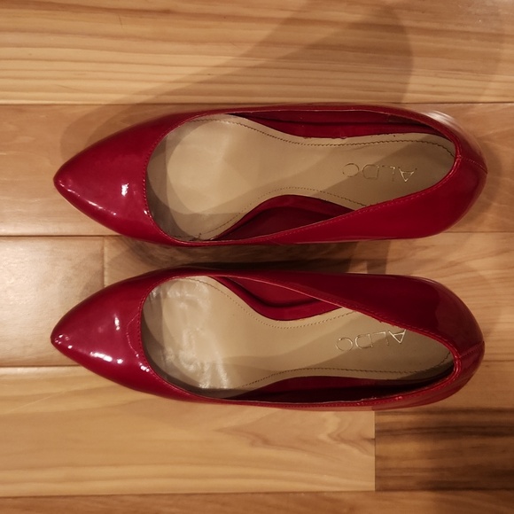 Aldo cherry red, patent, platform stilettos, very good condition! - Picture 3 of 8